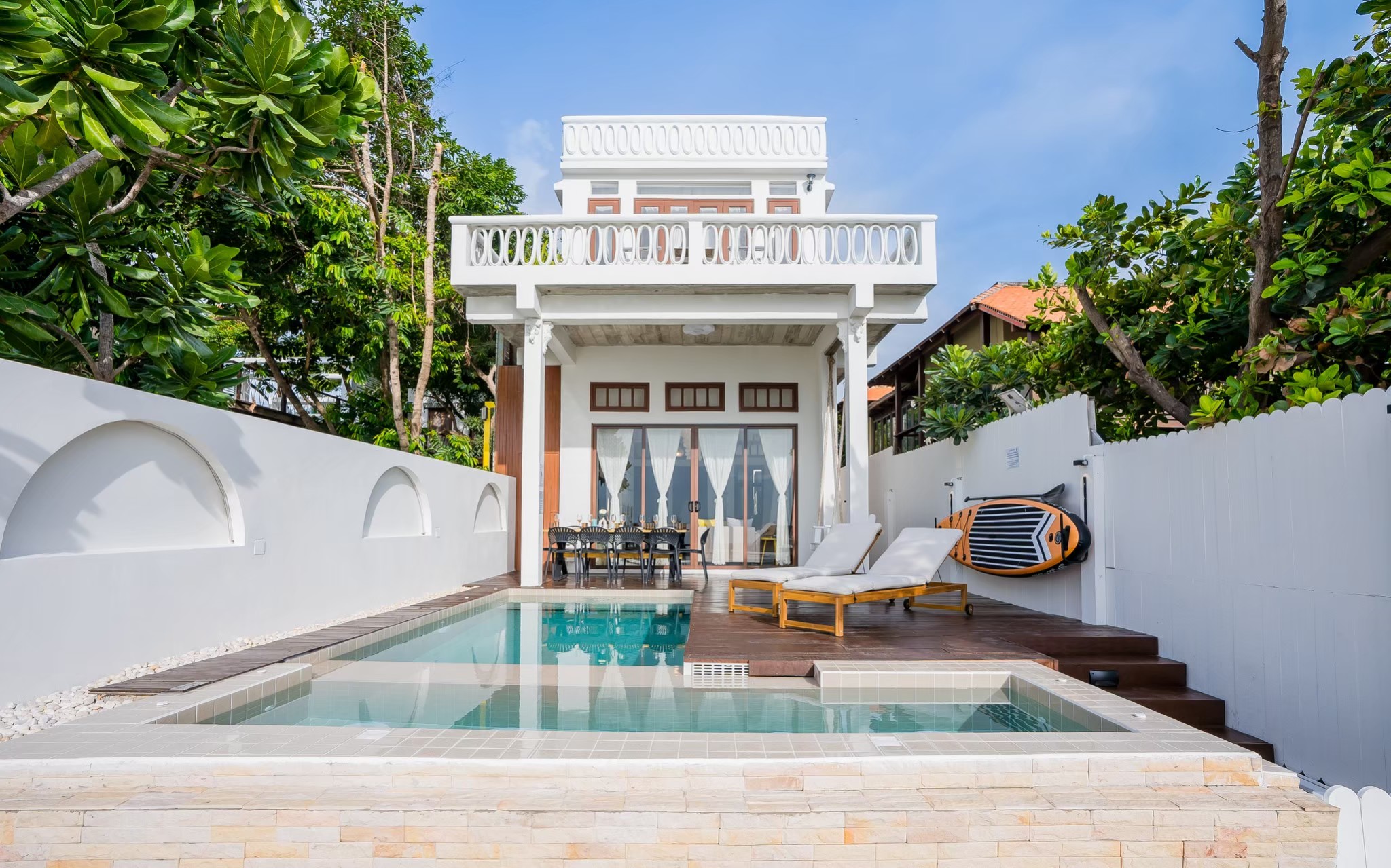 15086 บ้านพักติดทะเล De Pranburi beach villa