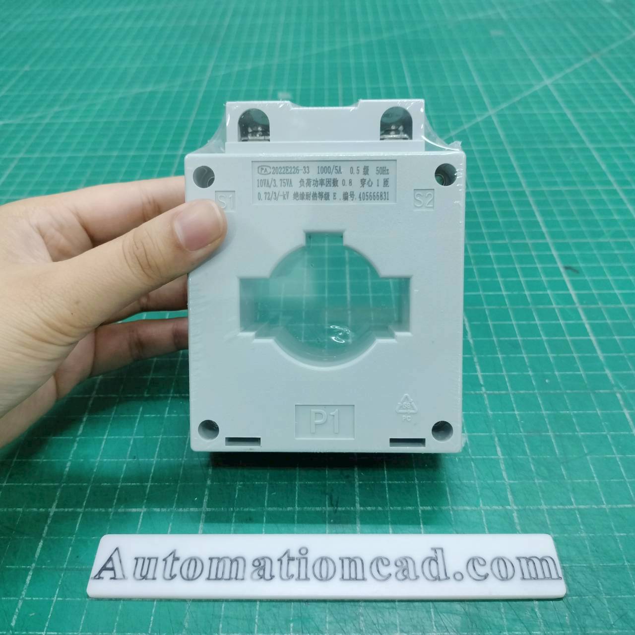 หม้อแปลงกระแสไฟฟ้า CT 1000/5A CHINT BH-0.66 50I Class 0.5 Current Transformer