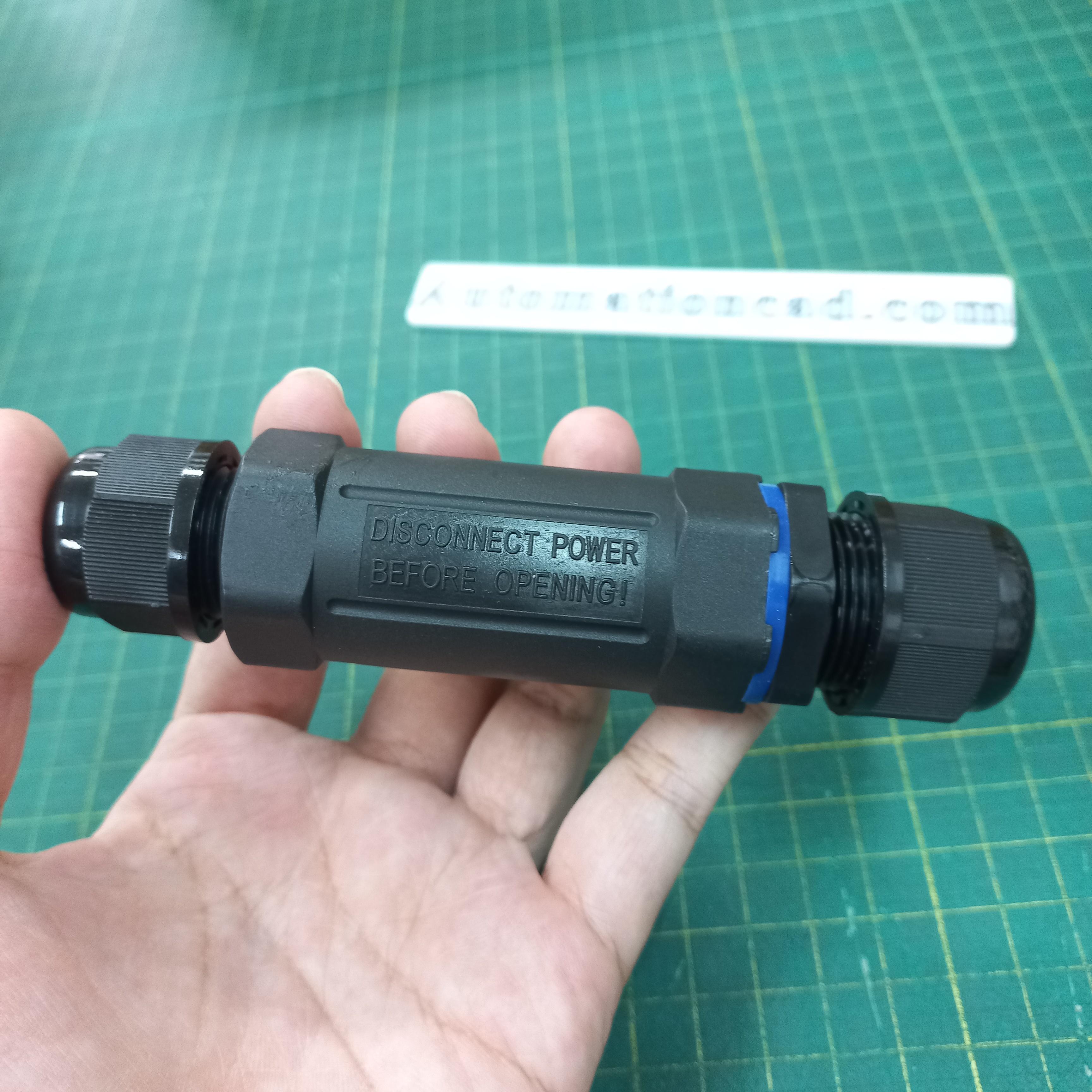 ข้อต่อสายไฟกันน้ำ ใช้กับสายไฟ ขนาด 0.5 ถึง 2.5 mm² 5 เส้น แบบขันน็อต