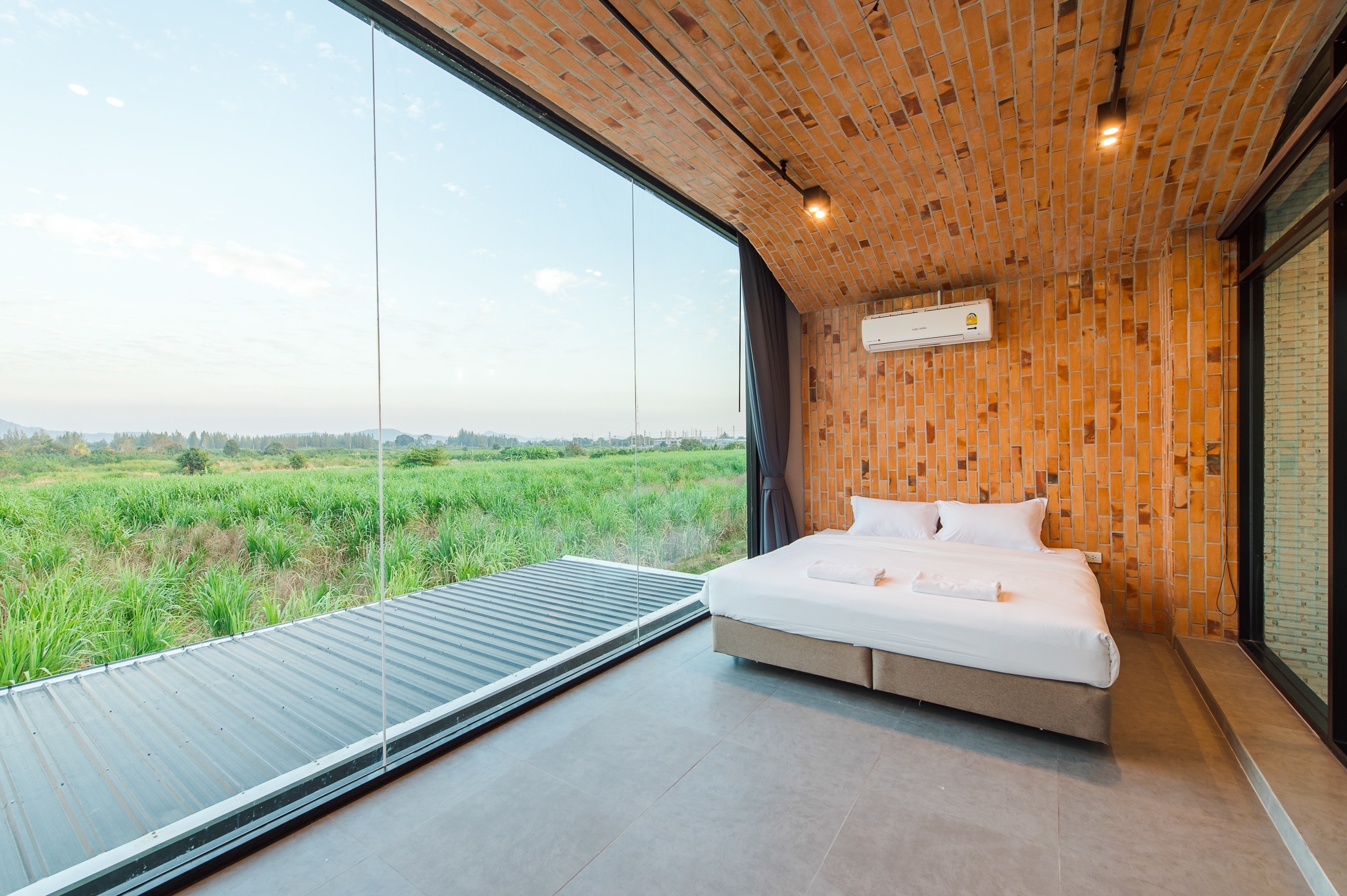 HR4042 บ้านพักหัวหิน บ้านโมเดิร์น สเปซ V.4