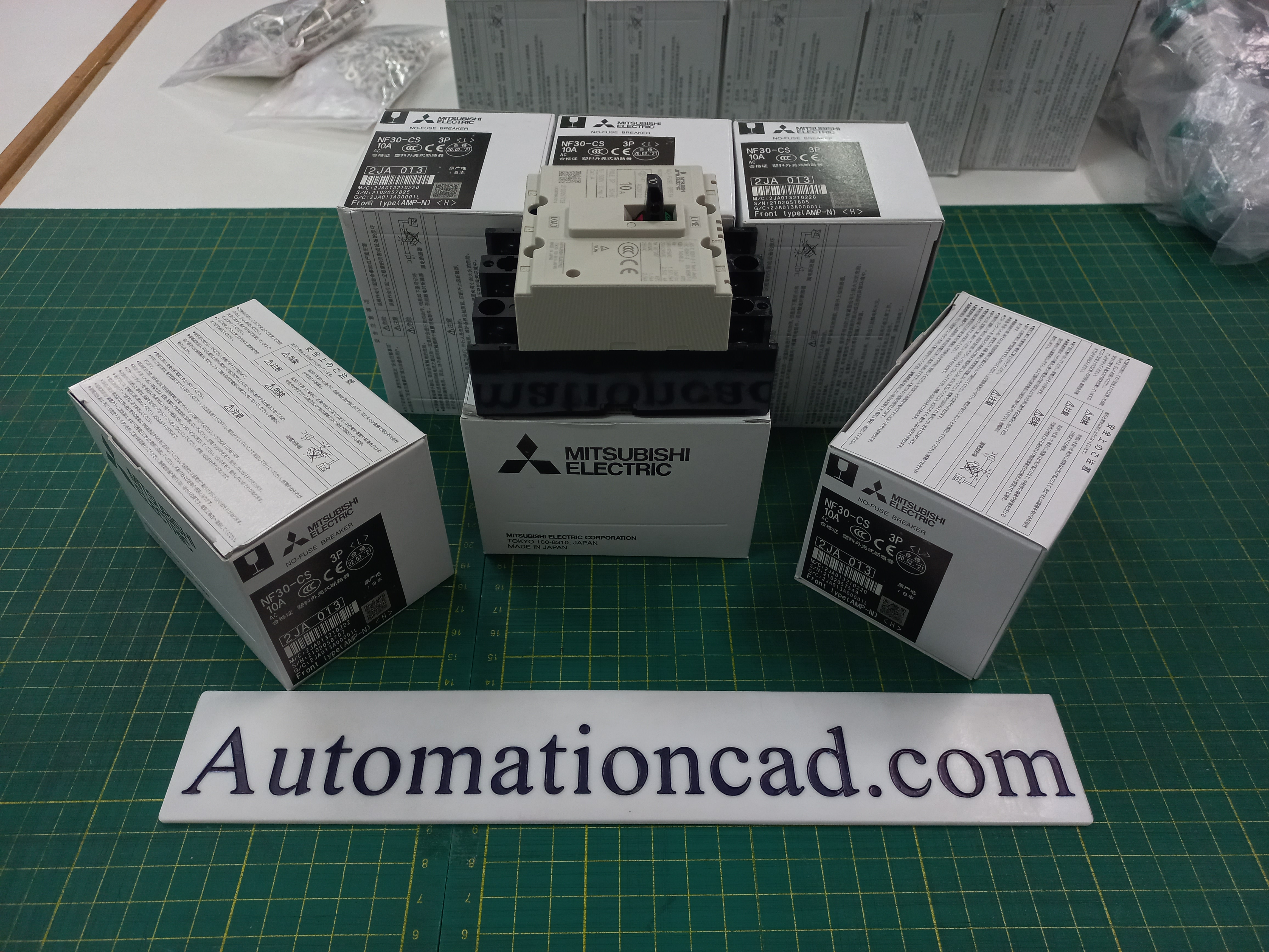 เบรกเกอร์ NF30-CS 3P 10A มิตซูบิชิ MITSUBISHI 10A 3POLE NF30 CS NF30CS