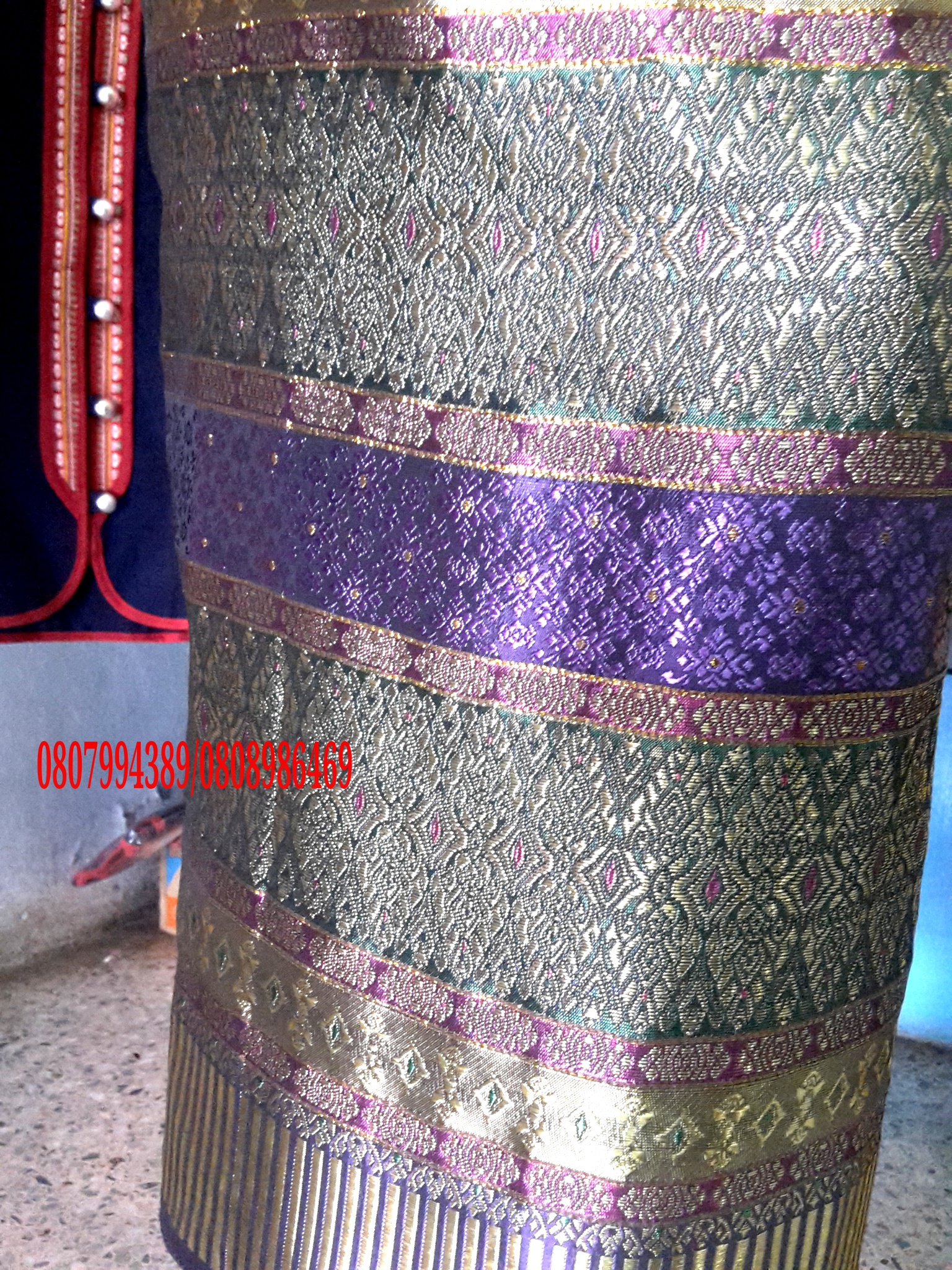 ผ้าถุงสำเร็จรูปแบบป้ายเลื่อนตะขอไทยล้านนา ผ้าถุงสำเร็จรูปยกดอกไทยล้านนา ผ้าฝ้ายมัดหมี่ตัดสำเร็จสอดดิ้นเงิน พร้อมส่ง