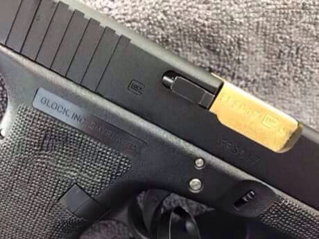 New.สินค้ามาใหม่ ปืนสั้น VFC GLOCK17 Full Marking ท่อในมี 3 สี สีดำ / สีเงิน / สีทอง ราคาพิเศษ