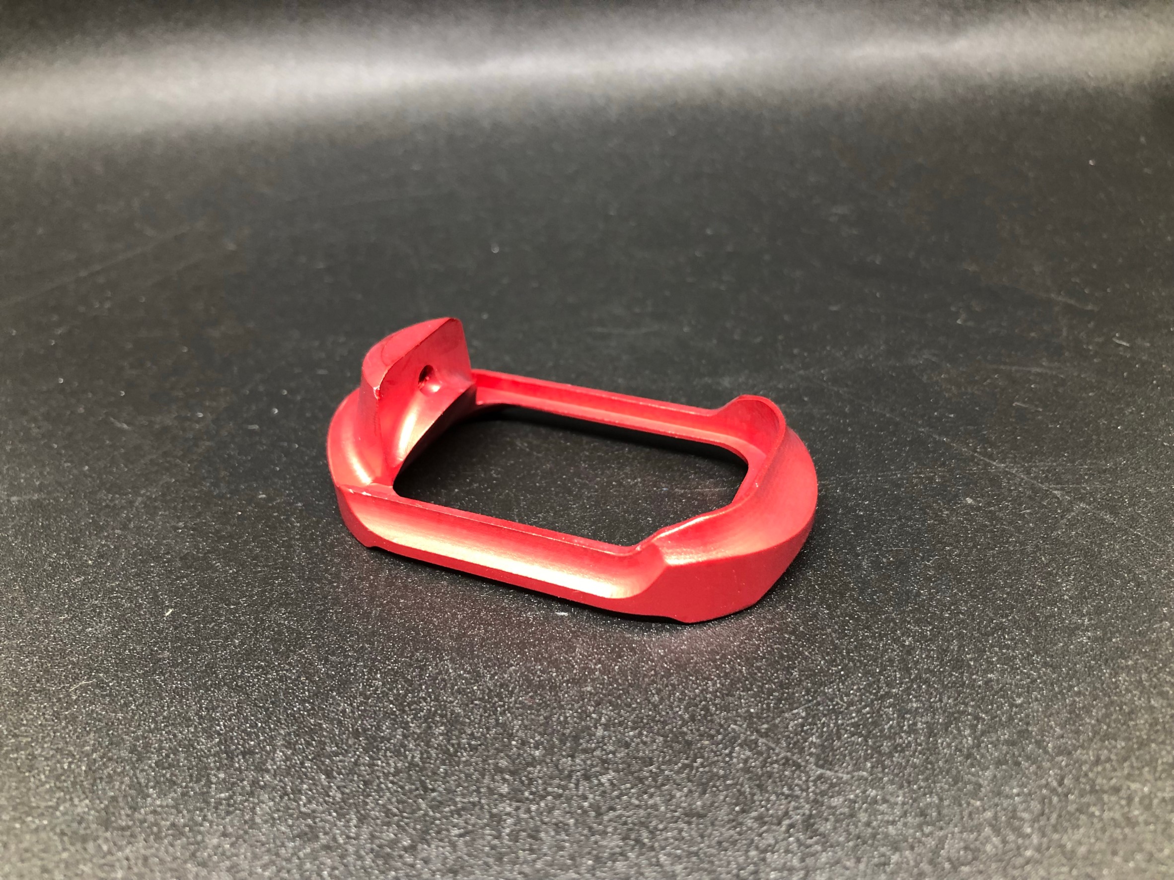 บ่อแม็คGlock งานCNC มีสีดำและแดง ราคาพิเศษ