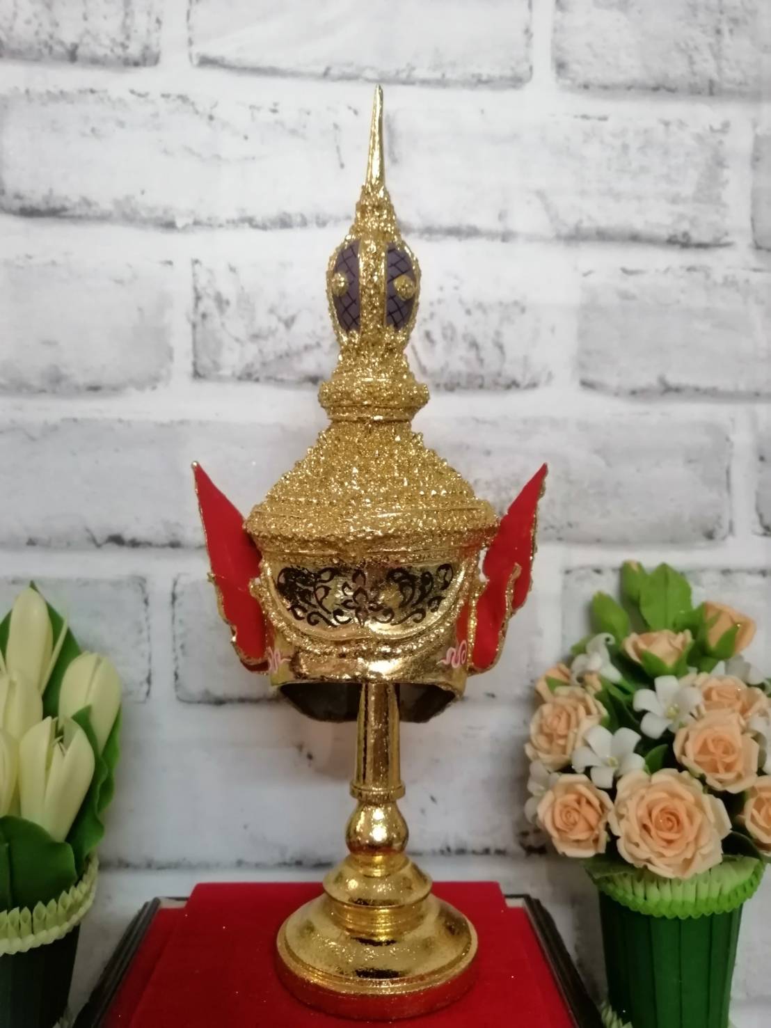 ท้าวเวสสุวรรณ ขนาดกลาง งานละเอียด เรซิ่นปิดทอง พร้อมฐานปิดทอง