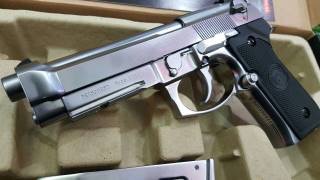 New.WE m9a1 Auto (SV) GAS BLOW BACK SERIES ระบบอัดแก๊สโบว์แบล๊ค บอดี้เหล็กสไลท์เหล็ก มีรางล่างติดอุปกรณ์เพิ่มได้ ปรับออโต้และยิงทีละนัดได้ ยิงแน่นๆงานเนียนๆสวยงาม ราคาพิเศษ