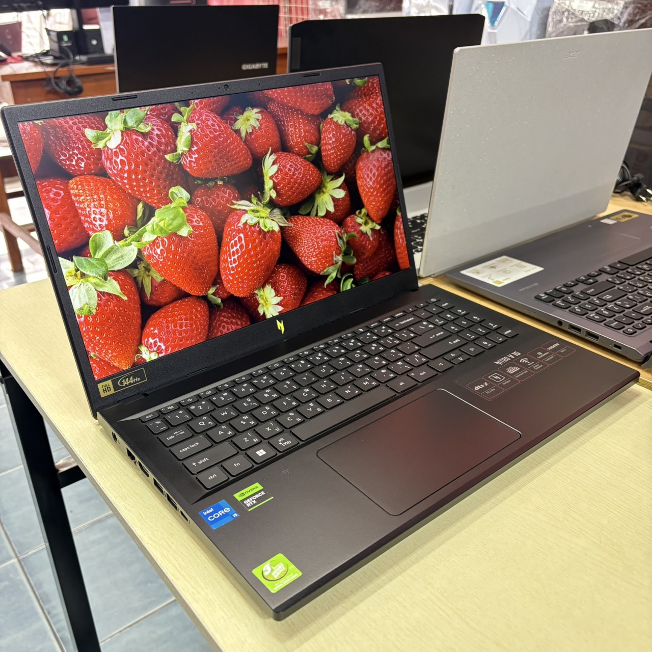 ACER NITRO V15 ANV15-51-578S สภาพเครื่อง 90% ประกันศูนย์ Onsite 29/09/2026 และ ประกัน Advice 17/12/2026