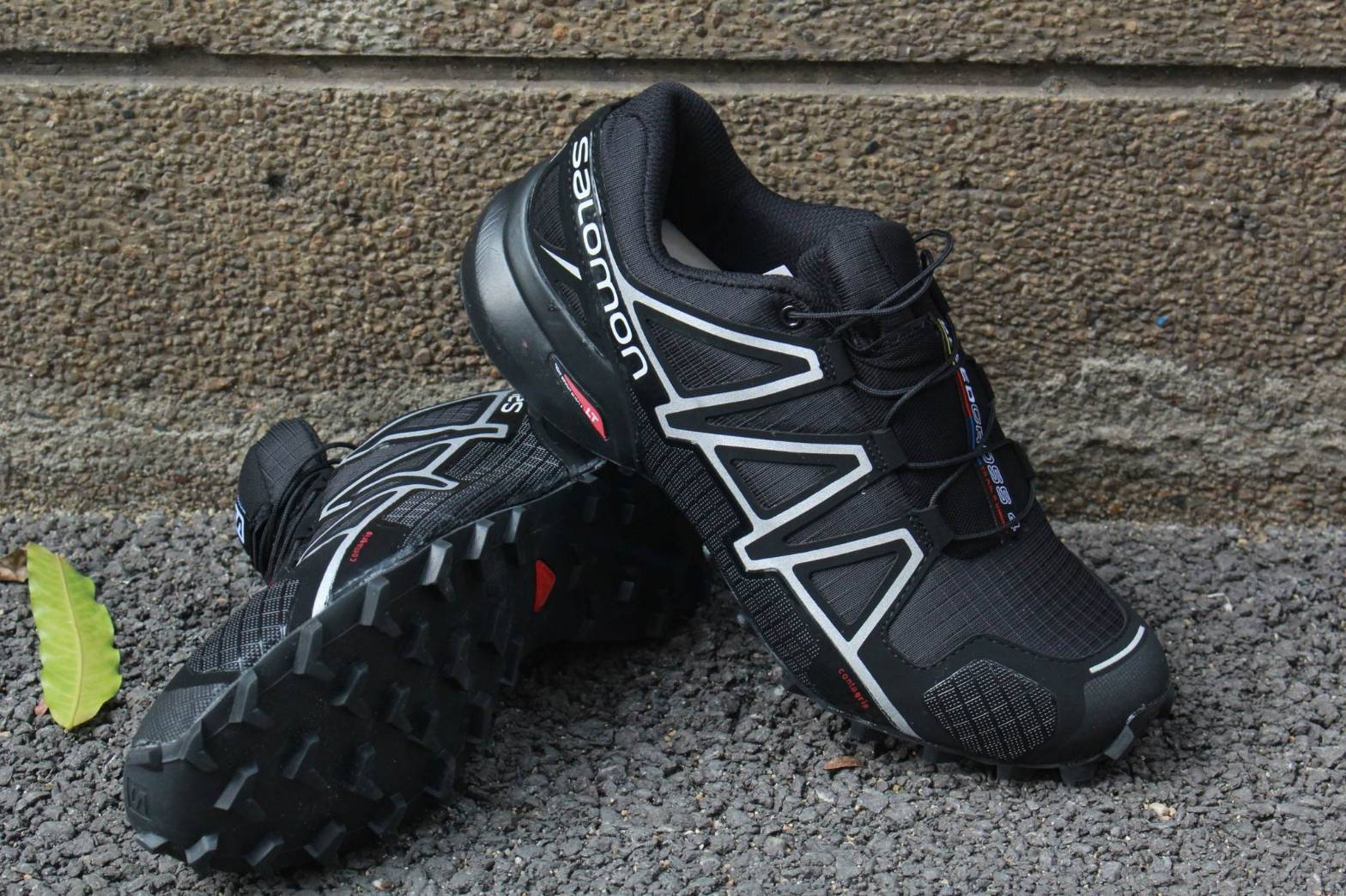 https://youtu.be/VoOqwCetrtk New.รองเท้า SPEEDCROSS 4 CS แท้ MADE IN VIETNAM ⭕รองเท้ายุทธวิธี รุ่น SPEEDCROSS 3 CS MADE IN VIETNAM กันน้ำ เหมาะสำหรับ กีฬายิงปืนยุทธวิธี ขี่จักรยาน วิ่ง ปีนเขา เดินป่า กีฬา The Tank และ ใส่รับรองทุกประเภท ⭕ #จุดเด่น น้ำหนัก