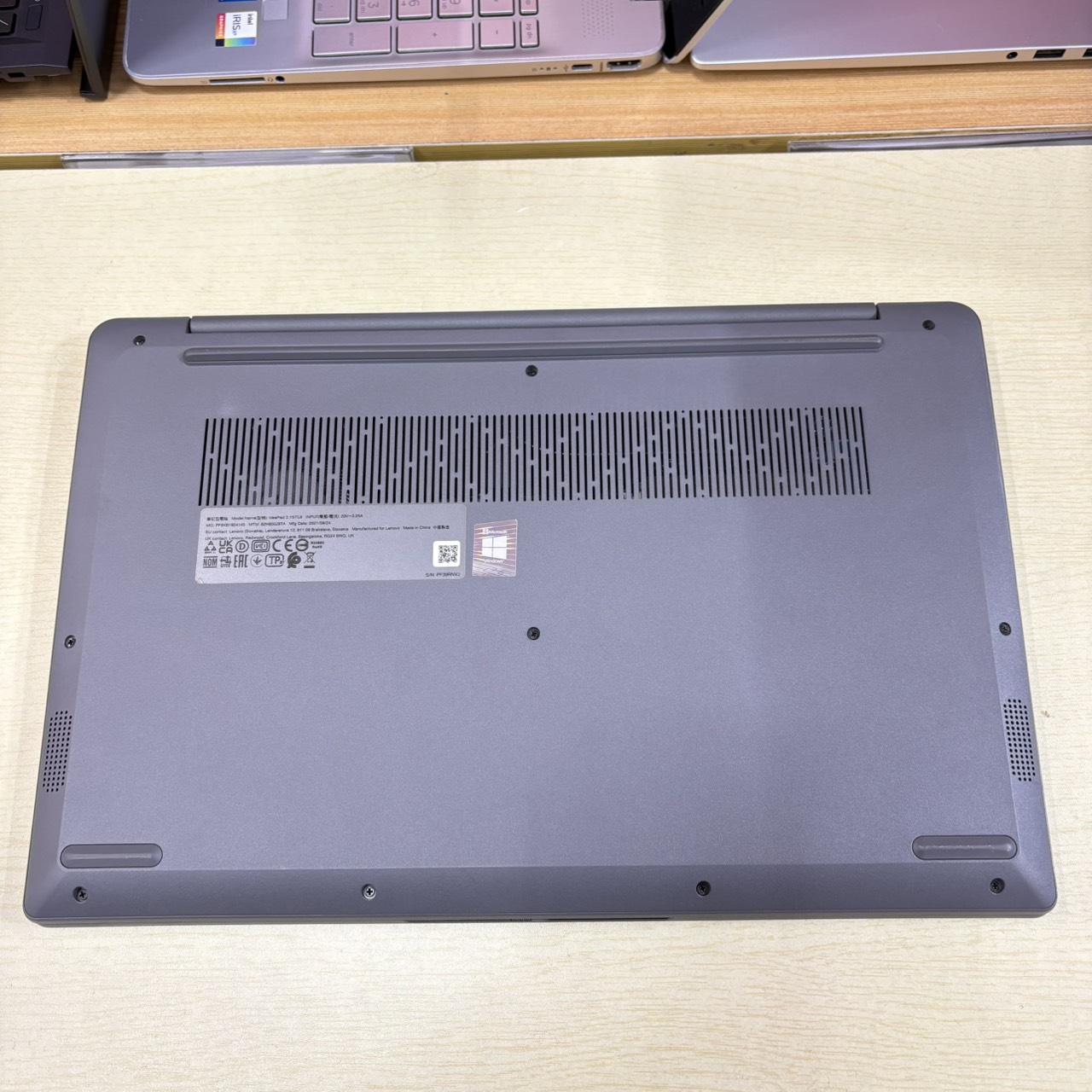 LENOVO IDEAPAD 3 15ITL6 82H800J9TA ติดฟิล์มกันรอยหน้าจอแล้ว สภาพเครื่อง 85%