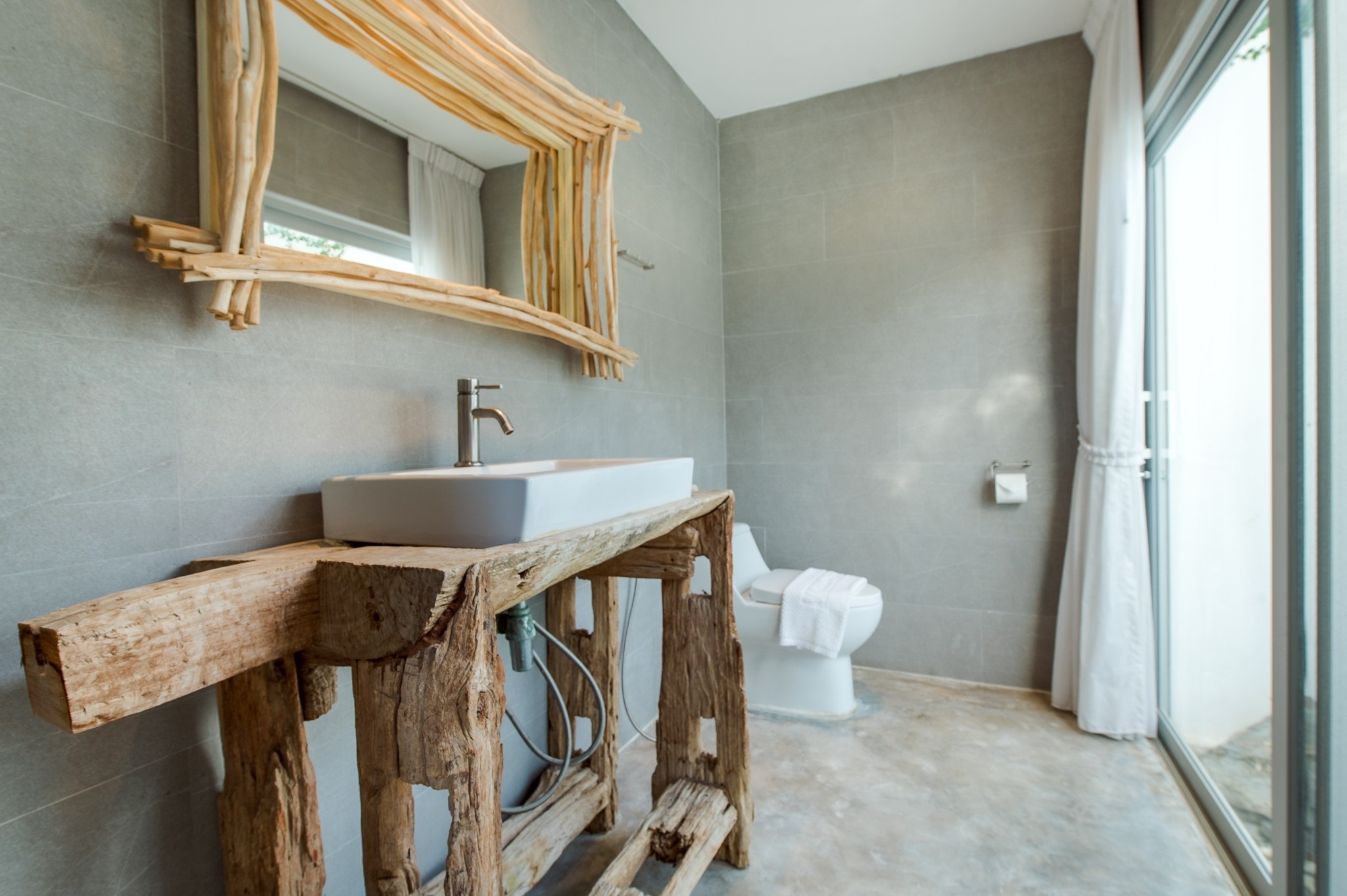 HR15088 บ้านพักติดทะเล S Beach pool villa Kuiburi