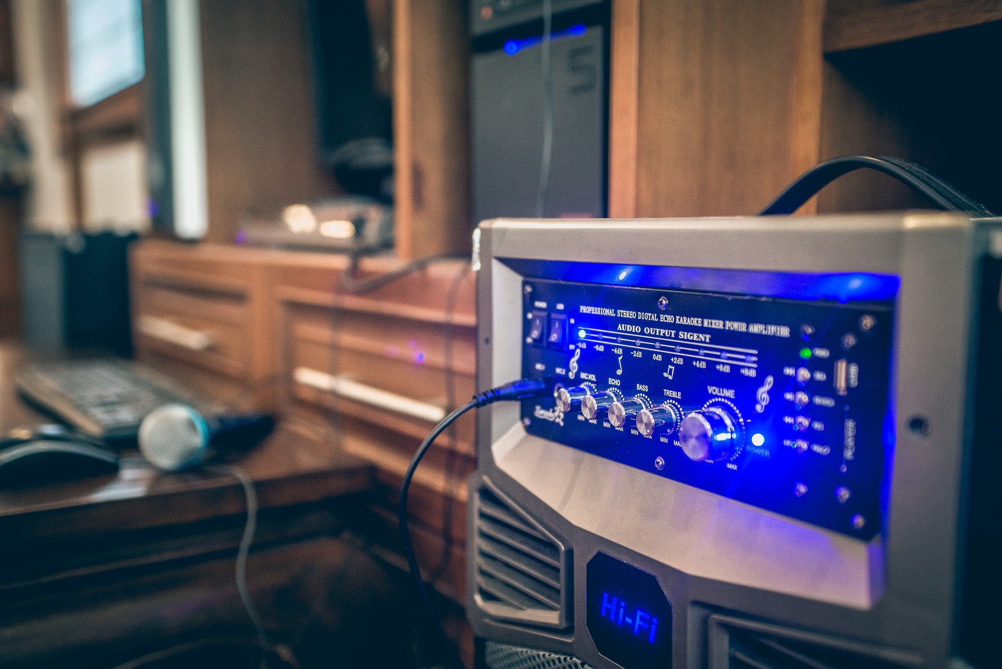 HR 7001 บ้านสุวรรณ 1 คาราโอเกะ โต๊ะพูล