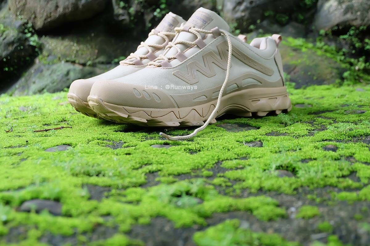 New.รองเท้า Magnum กันน้ำ พื้นหนึบ / ดอกยางหนา / ถึกทนสไตล์ 🔰 เนื้อผ้า Condura ที่เป็นที่รู้จักกันดี ที่ทหารทั่วโลกใช้ ว่าเป็นเนื้อผ้าที่ถักทอ แน่นหนา มีความทนทานสูง มากกว่าตะกูล D ทั้งหลาย (อย่าง 600D 1000D) 🔰ด้วยการออกแบบหรือดีไซน์ให้เหม