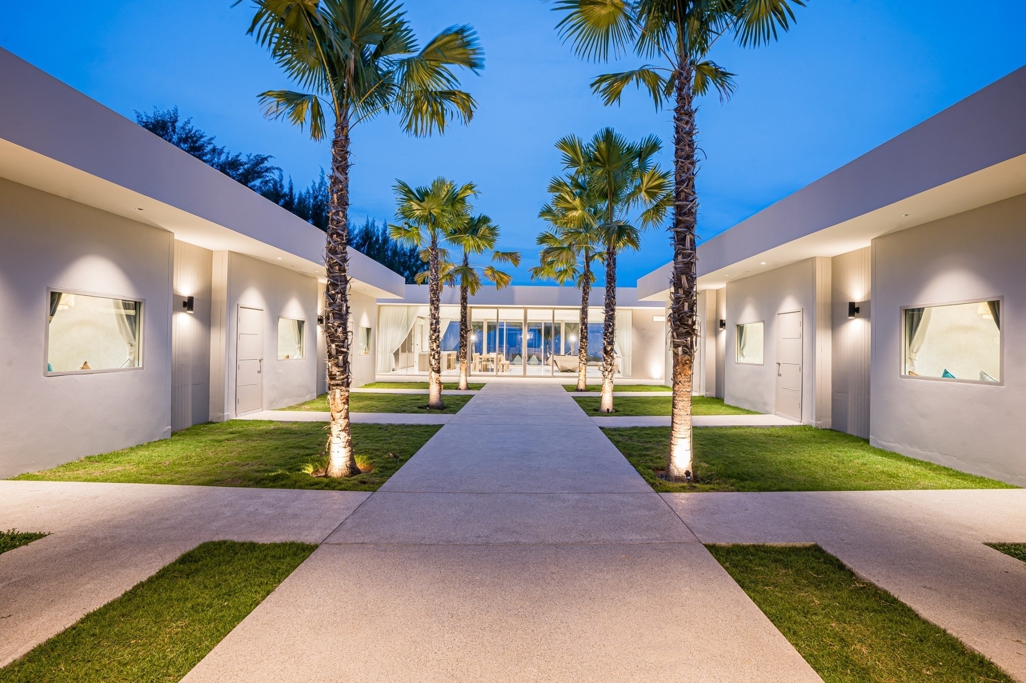 HR15083 บ้านพักติดทะเลหัวหิน The Rest Beachfront Hua Hin Pool Villa