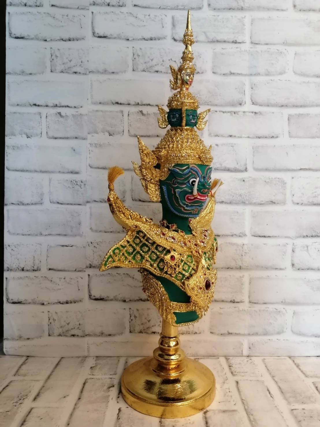 หุ่นทศกัณฐ์ พร้อมฐานทอง