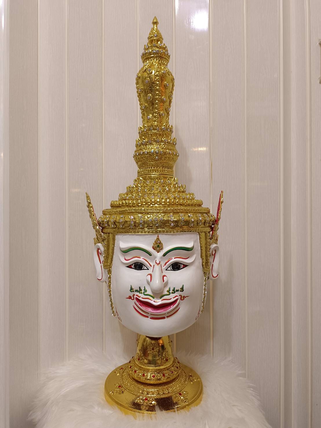 เศียรครู พระอิศวร ขนาดครอบ พร้อมฐานไม้อัดสีแดงฟรี