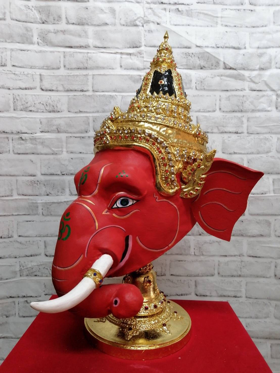 พระพิฆเนศ ขนาดครอบ (สีแดง)