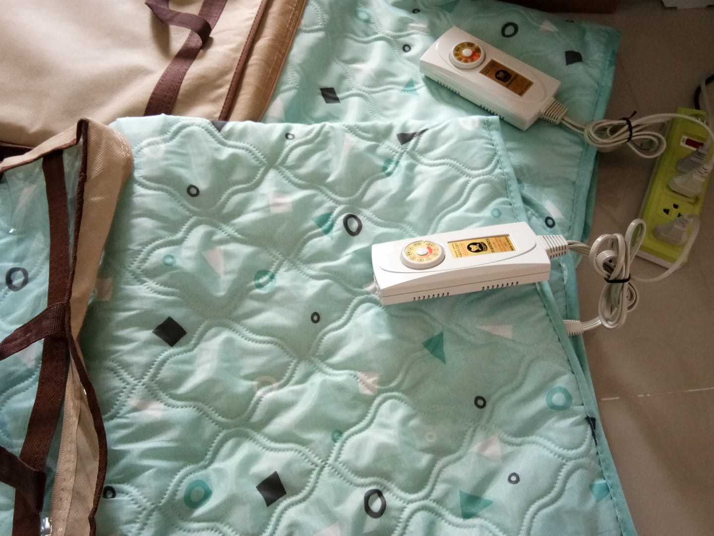 ผ้าห่มฮีตเตอร์ เกาหลี อบอุ่น ปลอดภัยได้รับรองมาตรฐาน หนาวนี้ส่งฟรี ems ทั่วไทย