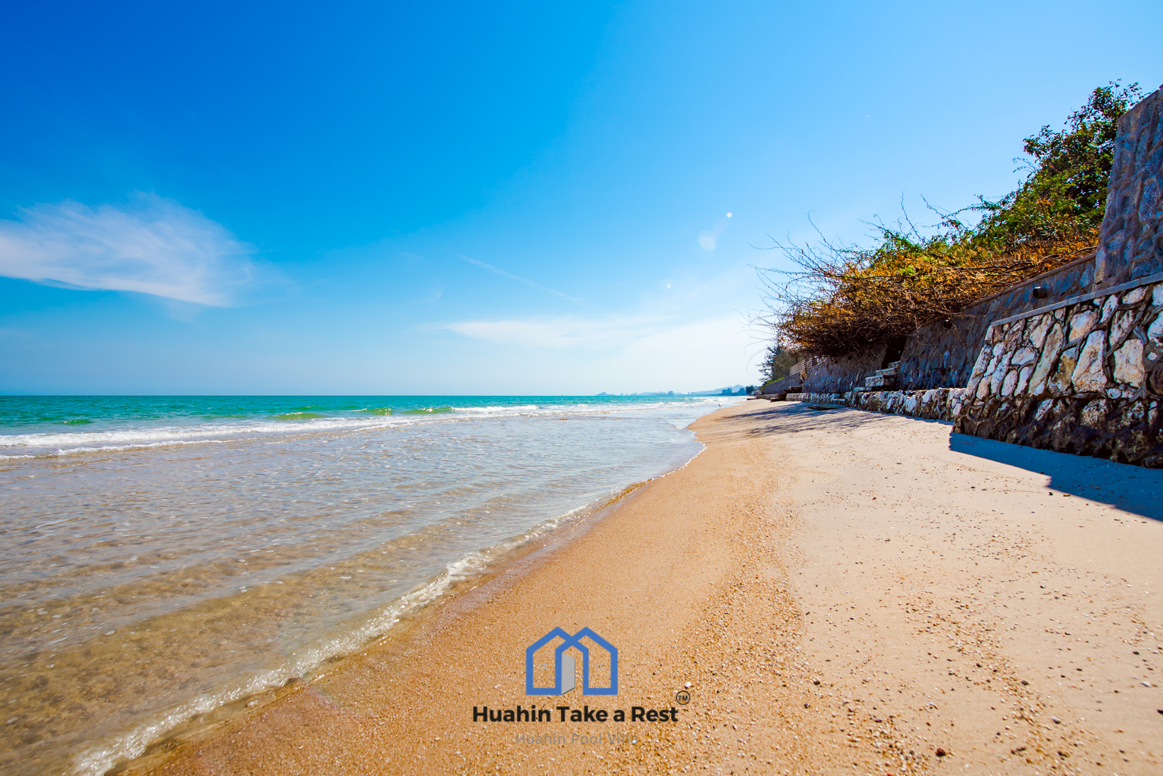 HR15039 บ้านพักติดทะเลหัวหิน The Premium Beach Villa Hua Hin