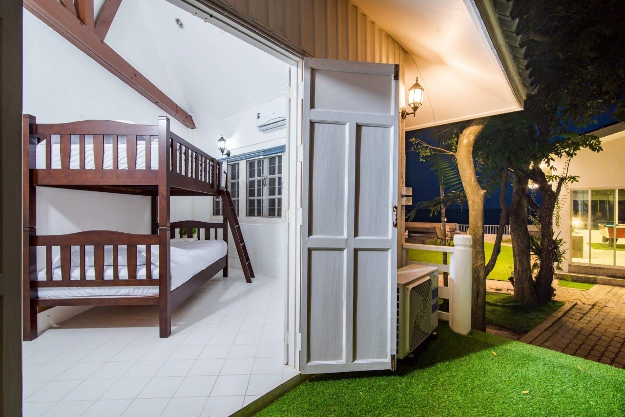 HR15028 บ้านพักหัวหิน บ้านเดอะคลาส บีช วิลล่า