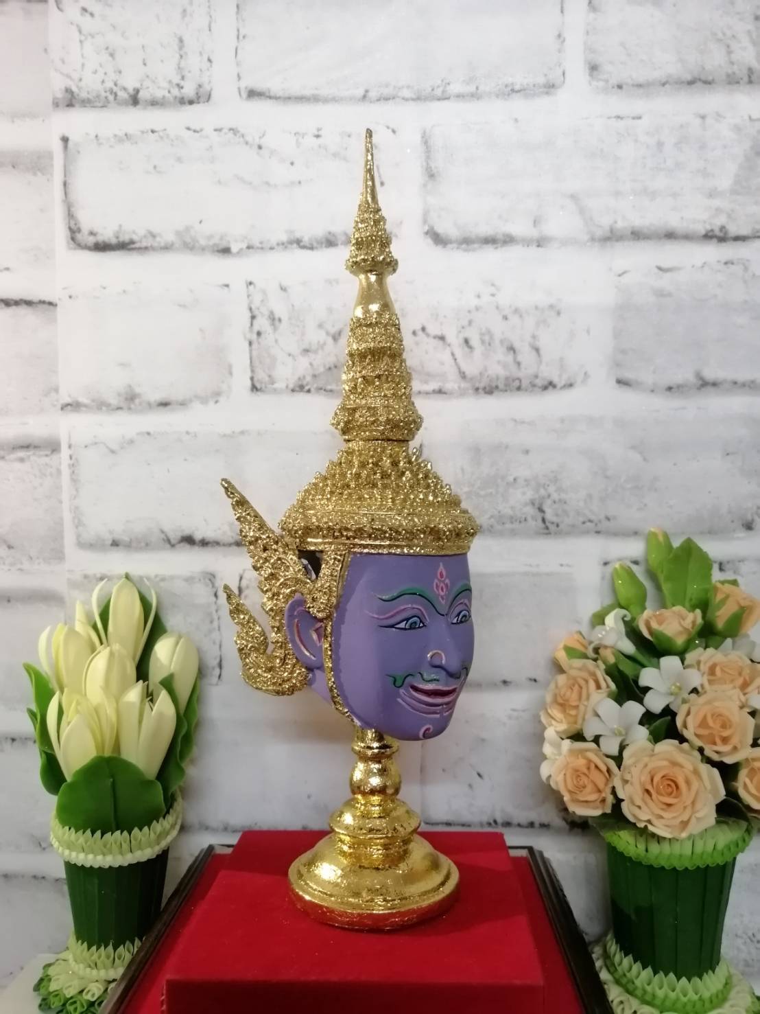 พระนารายณ์ ขนาดกลาง เรซิ่นปิดทอง พร้อมฐานปิดทอง