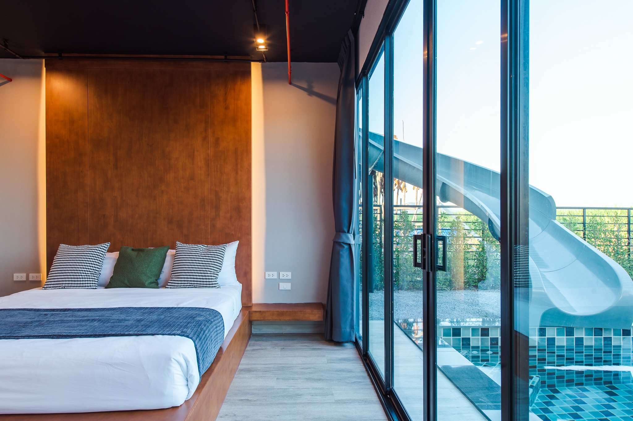 HR4042 บ้านพักหัวหิน บ้านโมเดิร์น สเปซ V.4