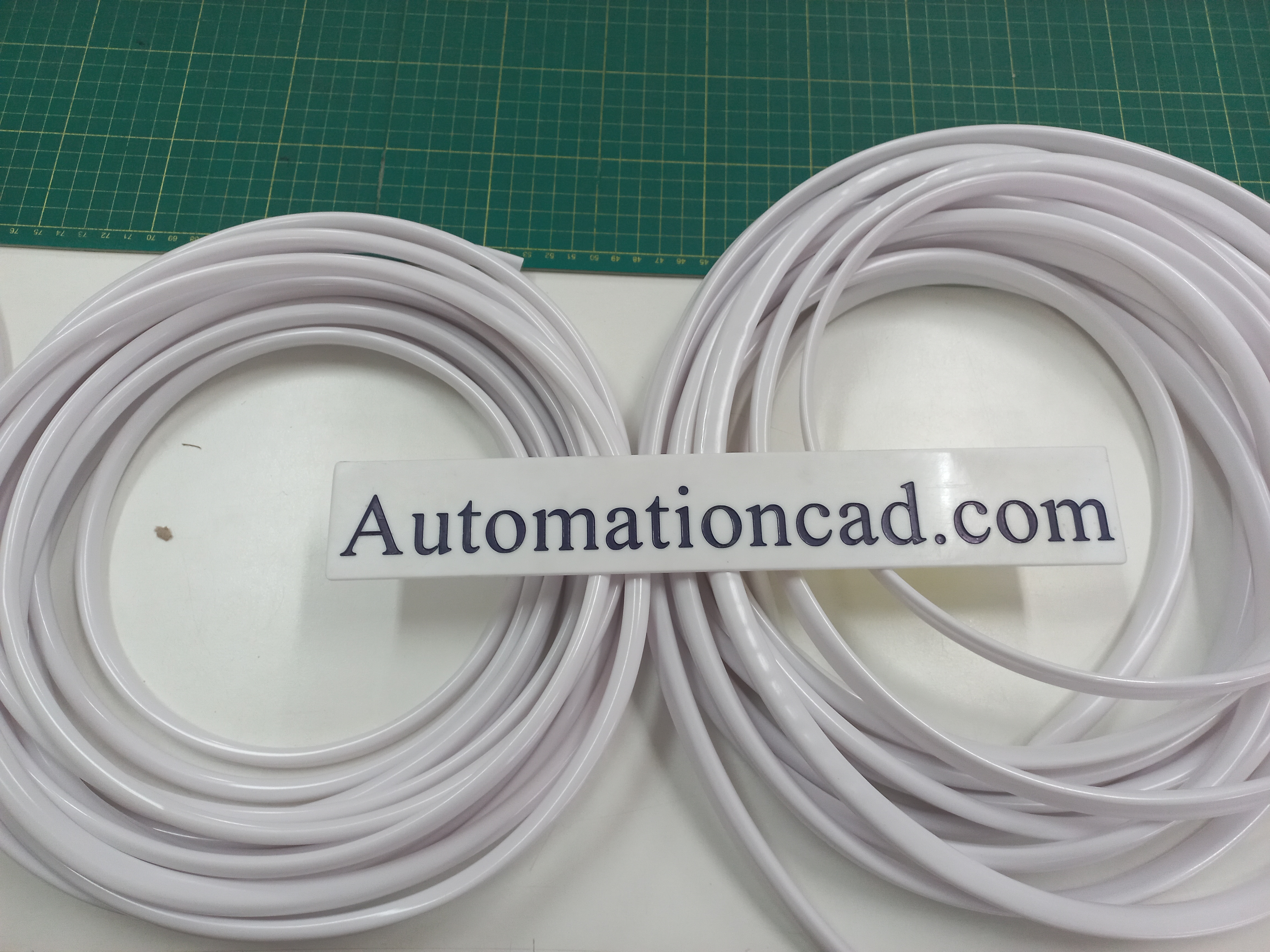 แบ่งขายท่อปลอกสายไฟ BS-TECH แบ่งขายเป็นเมตร ตั้งแต่ 5 เมตรขึ้นไป PVC TUBE (ราคาต่อเมตร)