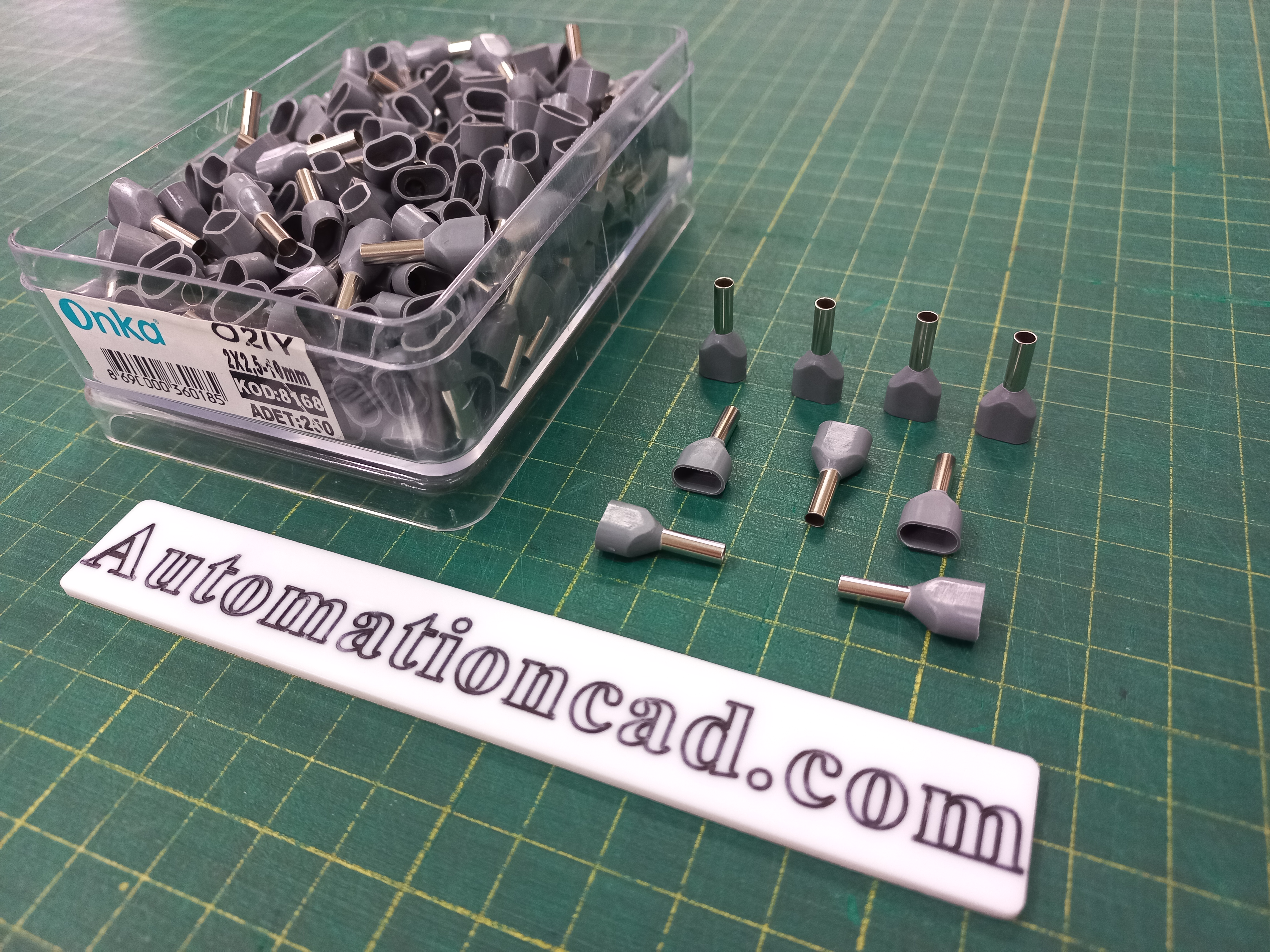 หางปลาคอร์เอ็น Twin สีเทา ONKA-8168 ใช้กับสาย 2.5 sq.mm ข้อต่อย้ำปลายสาย คอร์ดเอ็นแบบคู่