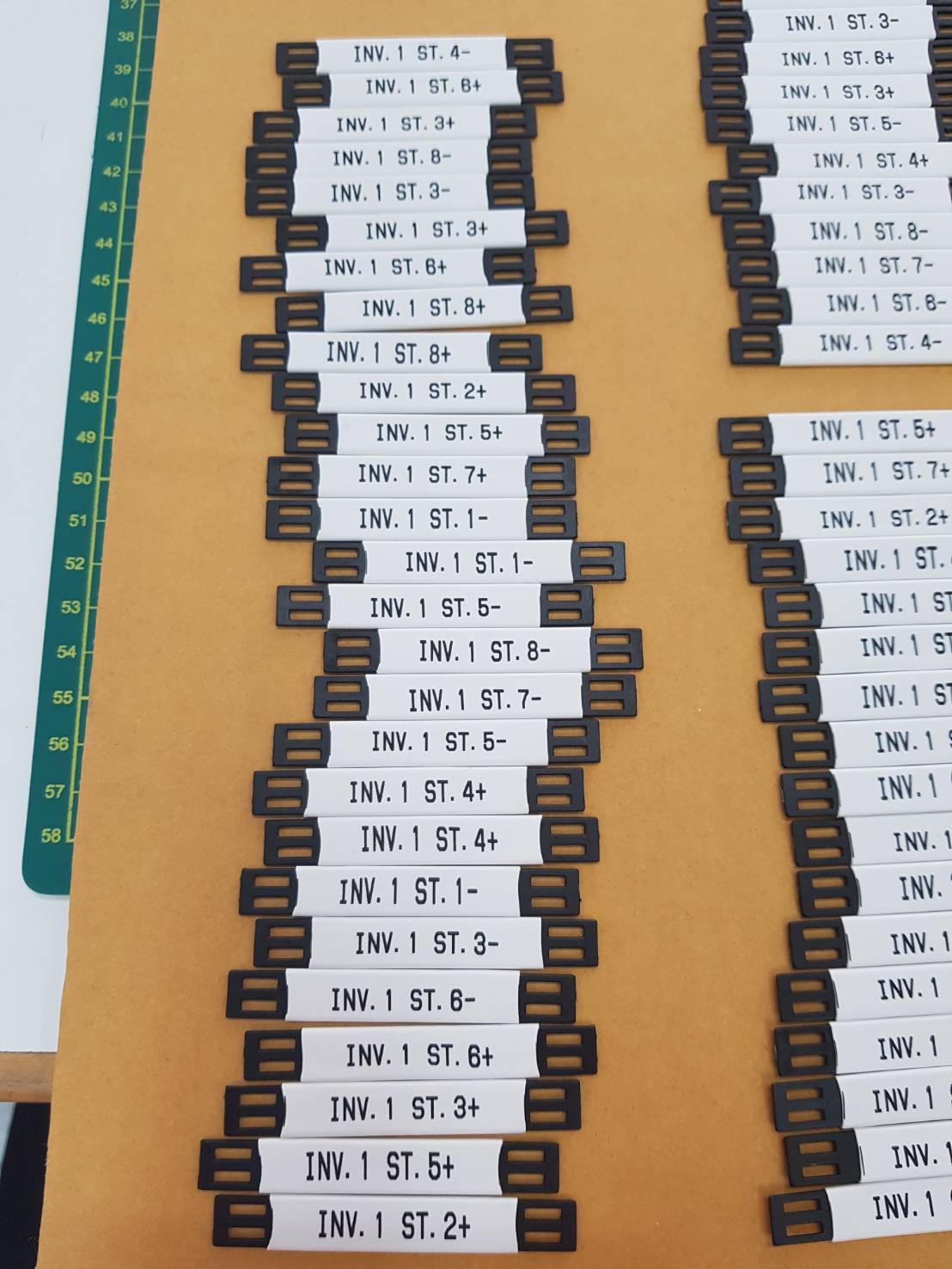 TAG มาร์คสายไฟ Polyurethane สีขาว เบอร์มาร์คสายไฟ CABLE MARKER