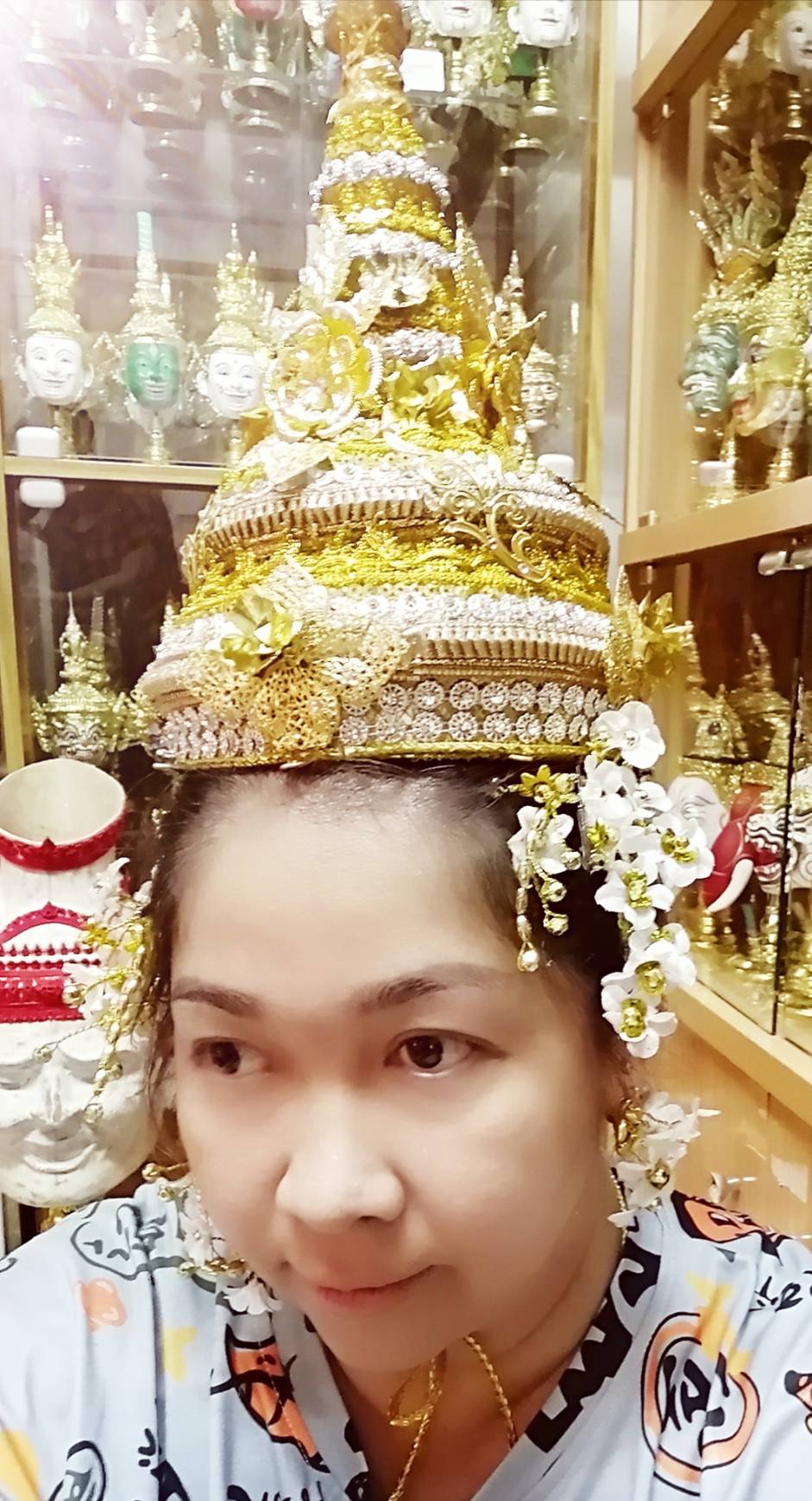 รัดเกล้า งานประดับตกแต่งแฟชั่น วัสดุเกรดดี พร้อมฐานทองตีลายประดับเพชร