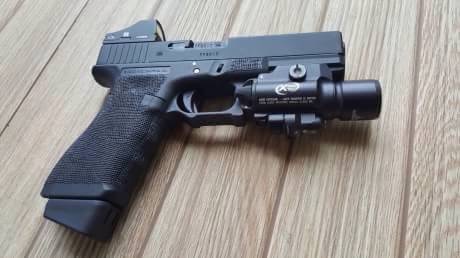 New.สินค้ามาใหม่ ปืนสั้น SAA GLOCK17 สไลท์ดำ ท่อทอง กริปมือโลโก้ GLOCK ราคาพิเศษ