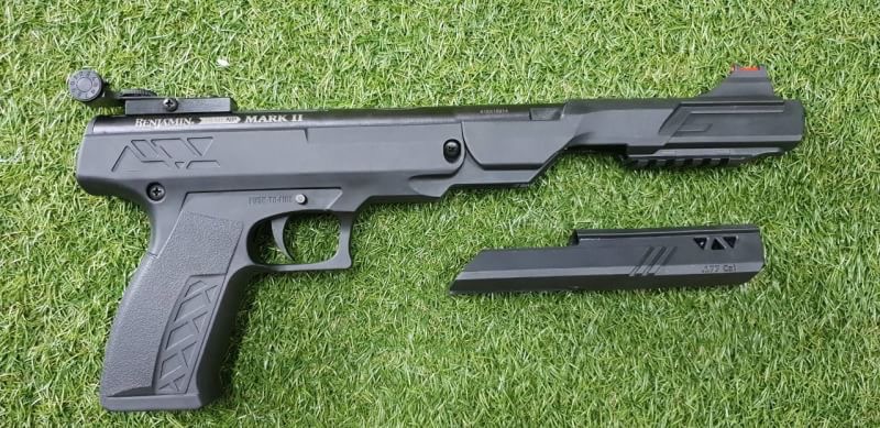 ปืนอัดลมสั้นระบบหักลำ ปืนอัดลมBenjamin ปืนอัดลมเบอร์1 Benjamin Trail NP Mark II .177cal. Air Pistol ปืนอัดลมเบอร์1 ✔Gun Weight น้ำหนัก 3.44 ✔Overall Length ความยาว 16" ✔Rail รางจับกล้อง 11mm dovetail ✔Mechanism Gas piston