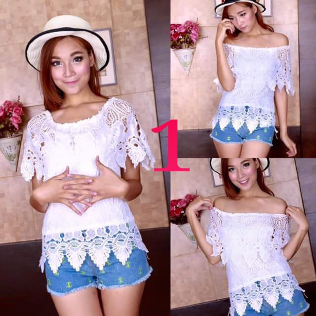 เสื้อลูกไม้สีขาวคอดึงยาง เสื้อผ้าไทยลูกไม้สีขาวสไตน์เกาหลี จับแมทเสื้อผ้าได้ง่ายทั้งกางเกง กระโปรง หรือผ้าถุงไทย