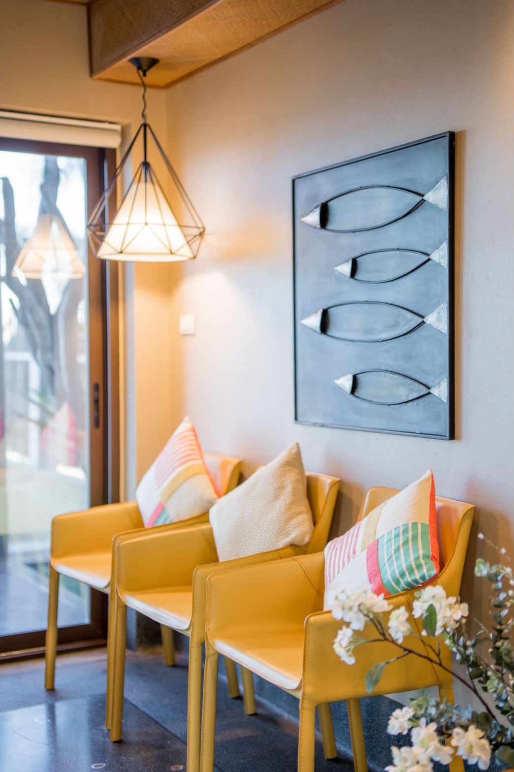 HR15064 บ้านพักติดทะเล The Ocean Beach Villa, Sam Roi Yod.