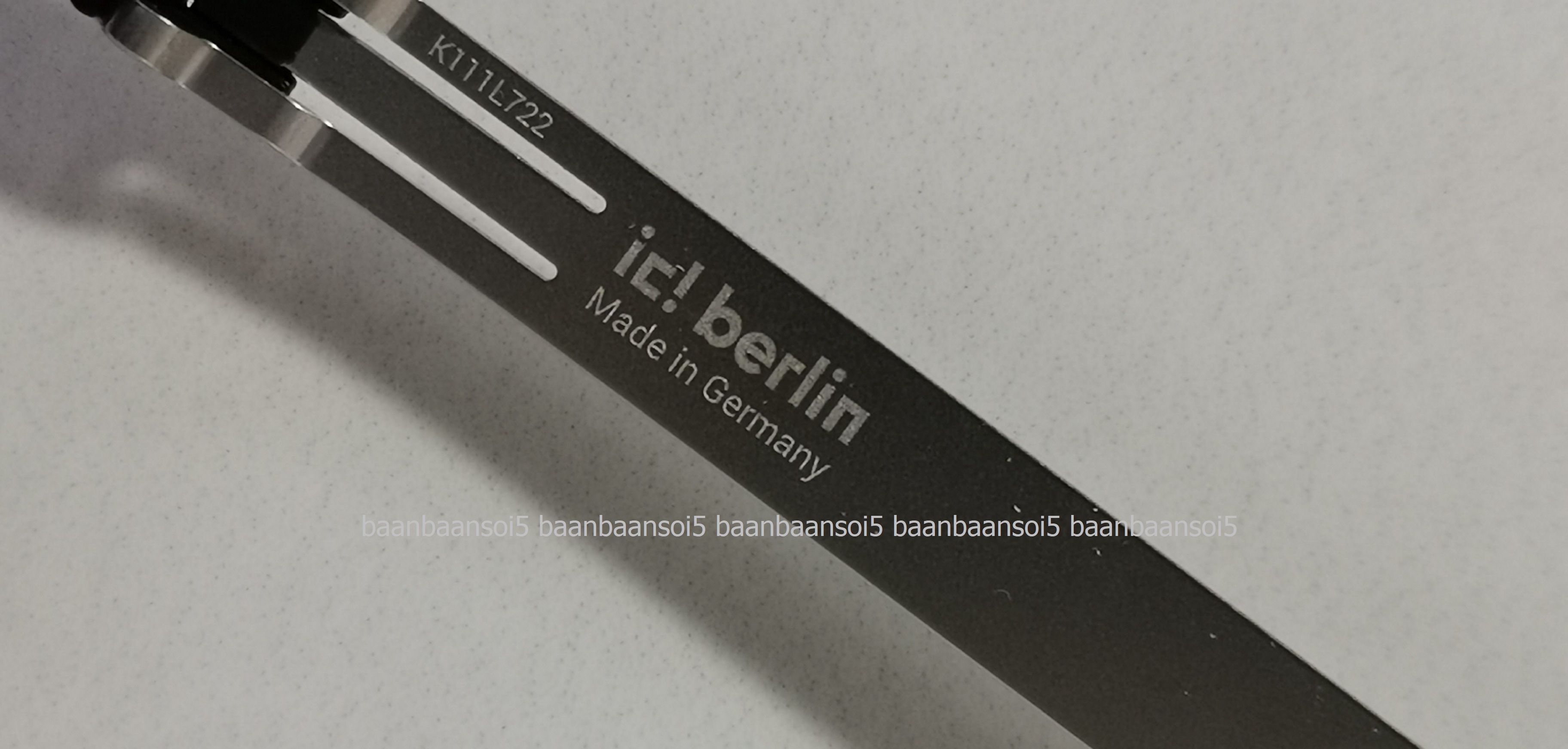 IC! BERLIN TORU N. / BLACK / PEARL โปรโมชั่น พร้อมเลนส์เปลี่ยนสี Hoya Sensity ราคา 18,900 บาท