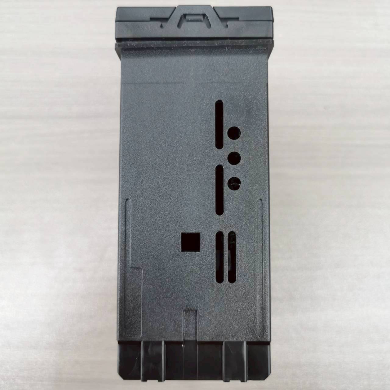 SHINKO เครื่องวัดและควบคุมอุณหภูมิ Temperature Controller - Multi JCR-33A-A/M