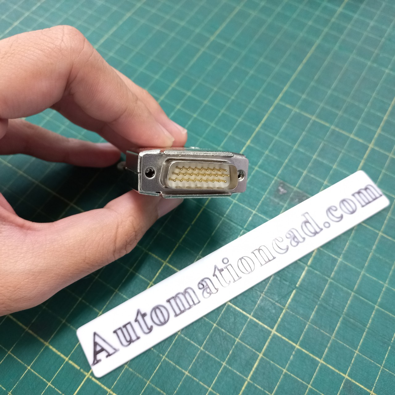 คอนเนคเตอร์ DB44 ตัวผู้ หัวคอนเนคเตอร์ ฝาเหล็ก 44 Pins Connector