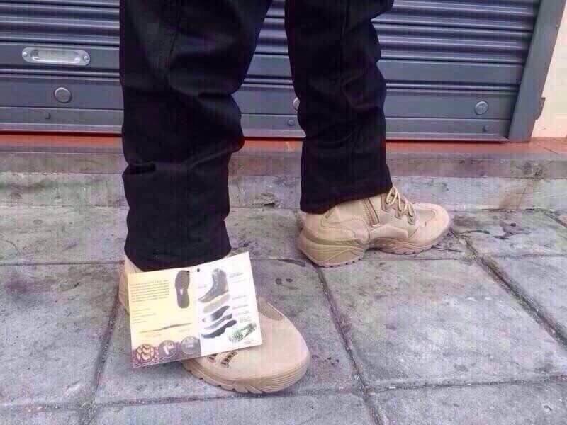 New.รองเท้า Magnum TACTICAL BOOT ข้อสั้น / ข้อยาวหนังแท้ และผ้าคอดูร่า (CORDURA) ใส่สบาย ซิปข้าง ระบายอากาศดี ไม่อับ สีดำ / สีทราย ราคาพิเศษ