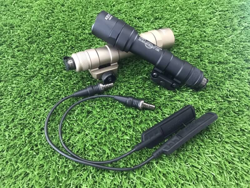 New.ไฟฉาย AB Surefire M600C Scout Tactical Flashlight สีดำ \ สีทราย ราคาพิเศษ