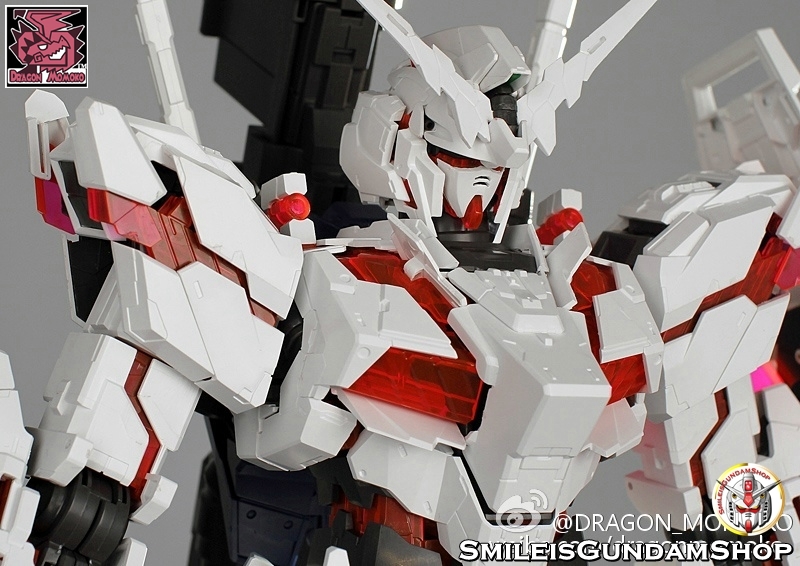 PG 1/60 UNICORN GUNDAM+LED UNIT+REMOTE[โมจีน DragonMomoko]