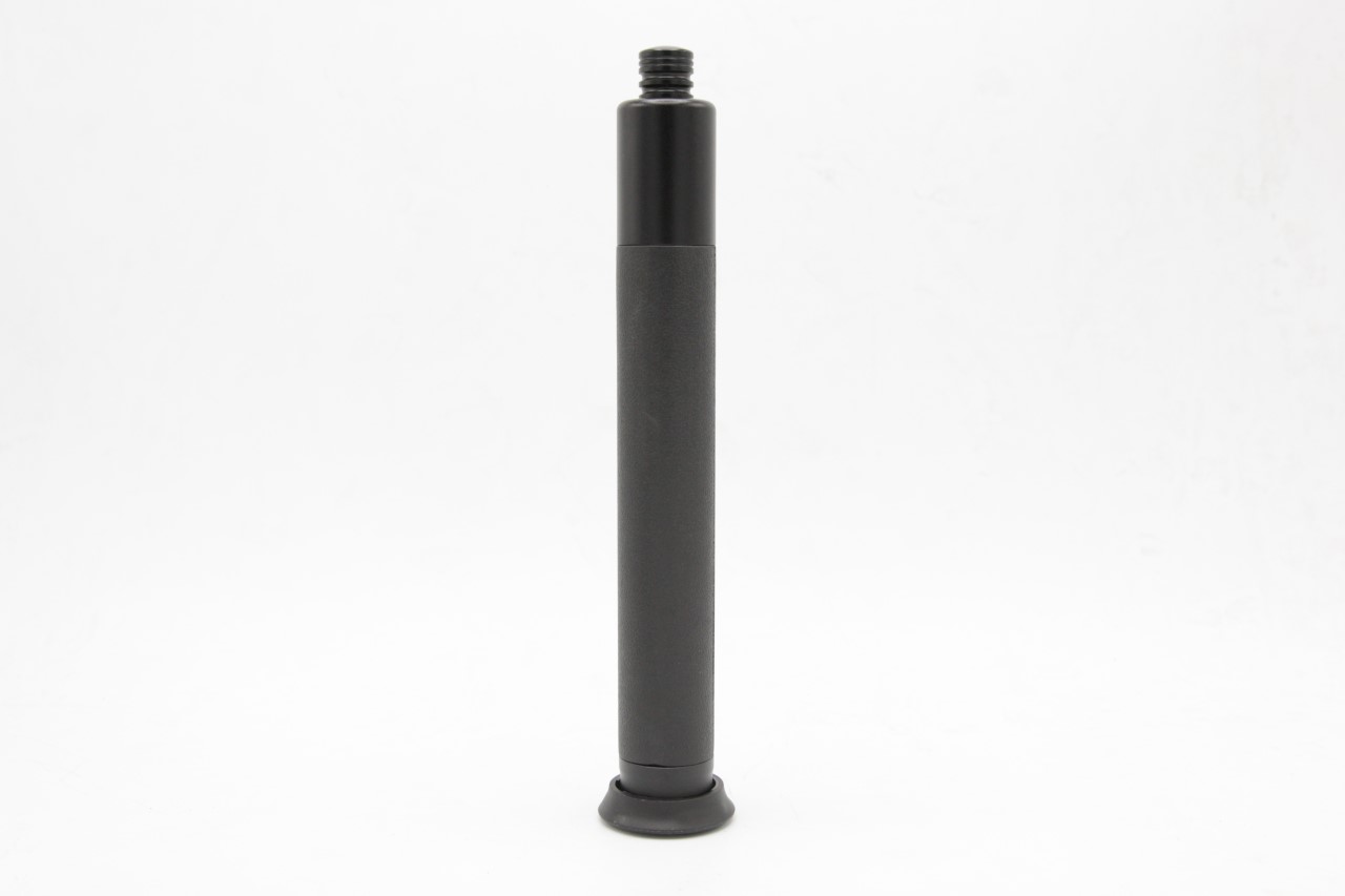 ดิ้ว รุ่น 16” + ซองดิ้วโพลิเมอร์ ขนาดเมื่อยืดแล้ว : 16นิ้ว ขนาดเมื่อเก็บแล้ว : 9นิ้ว น้ำหนัก : 316 กรัม คุณสมบัติ : #ผลิตจากเหล็กชุบแข็ง แข็งแรงทนทาน #ใช้งานง่ายยืดออกได้เพียงมือเดียว และหดเก็บได้ด้วยระบบกดตูด ไม่ต้องกระแทรกเก็บเหมือนรุ่นเก่าๆๆ #ด้ามจับเป