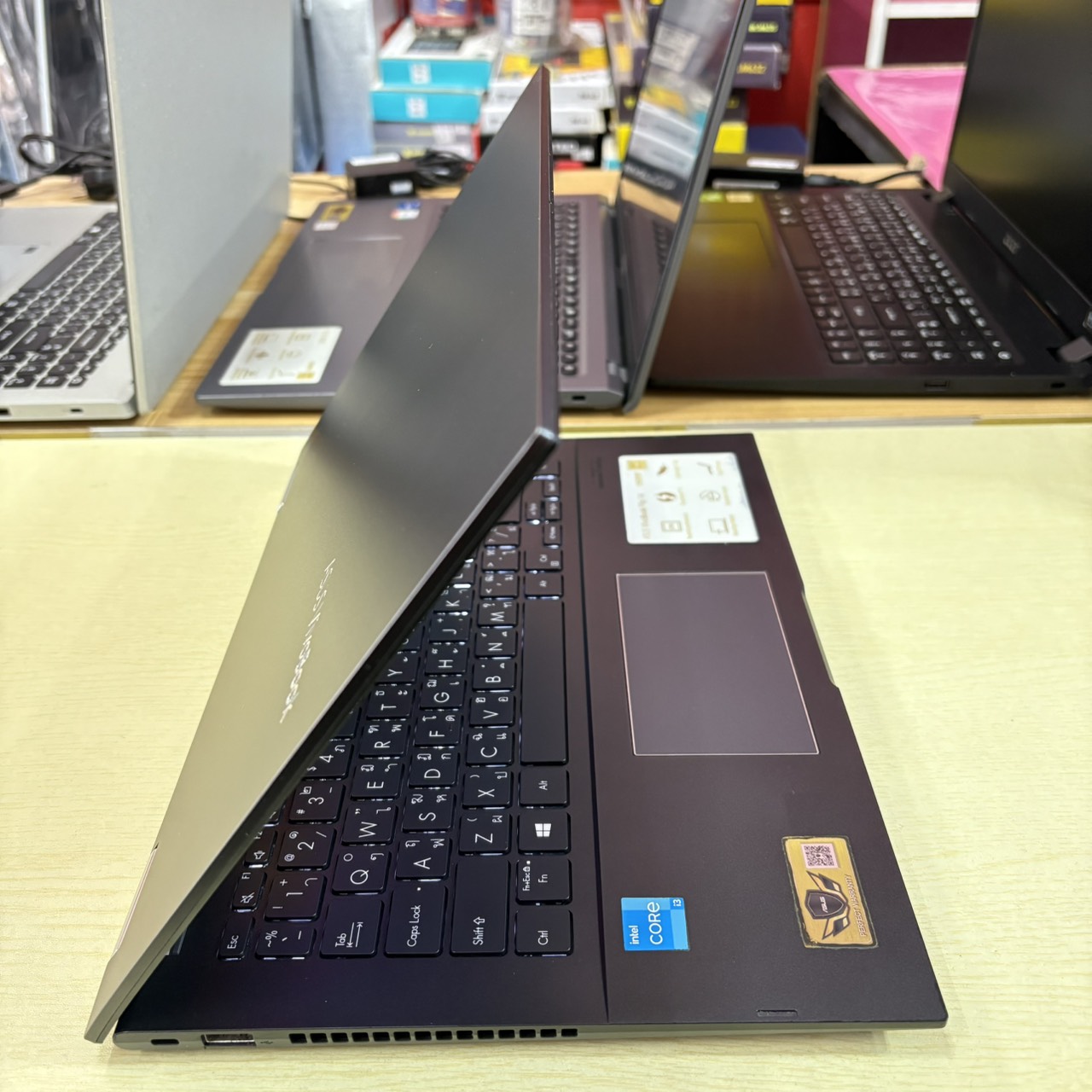 ASUS VIVOBOOOK FLIP 14 TP470EA-EC301WS สภาพเครื่อง 85% ติดฟิล์มกันรอยหน้าจอแล้ว ( 2 IN 1 ฝาพับ 360 องศา หน้าจอ Touch Screen + ปากกา )