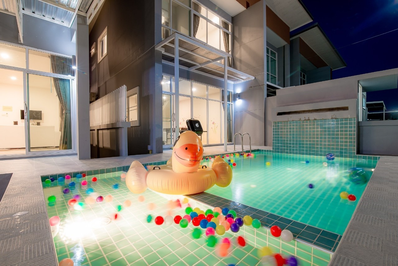 HR6009 บ้านพักหัวหิน บ้านสตาร์ไลท์ พูลวิลล่า