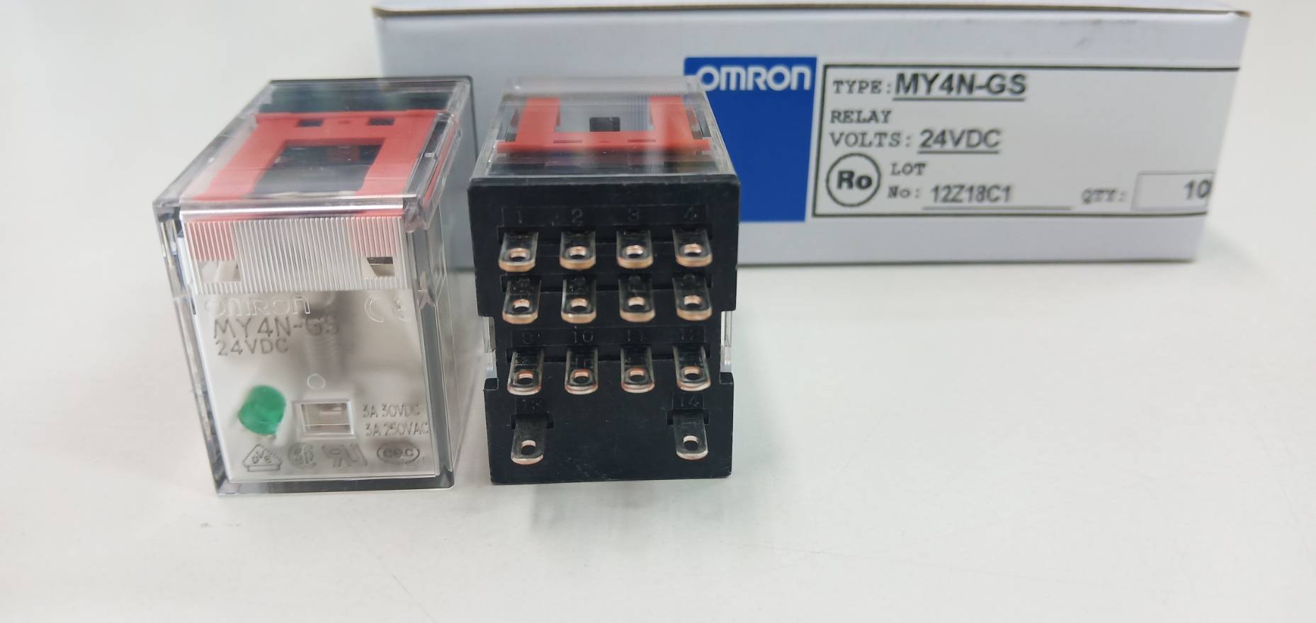 RELAY OMRON รีเลย์ 4 contact มีไฟ LED MY4N-24VDC