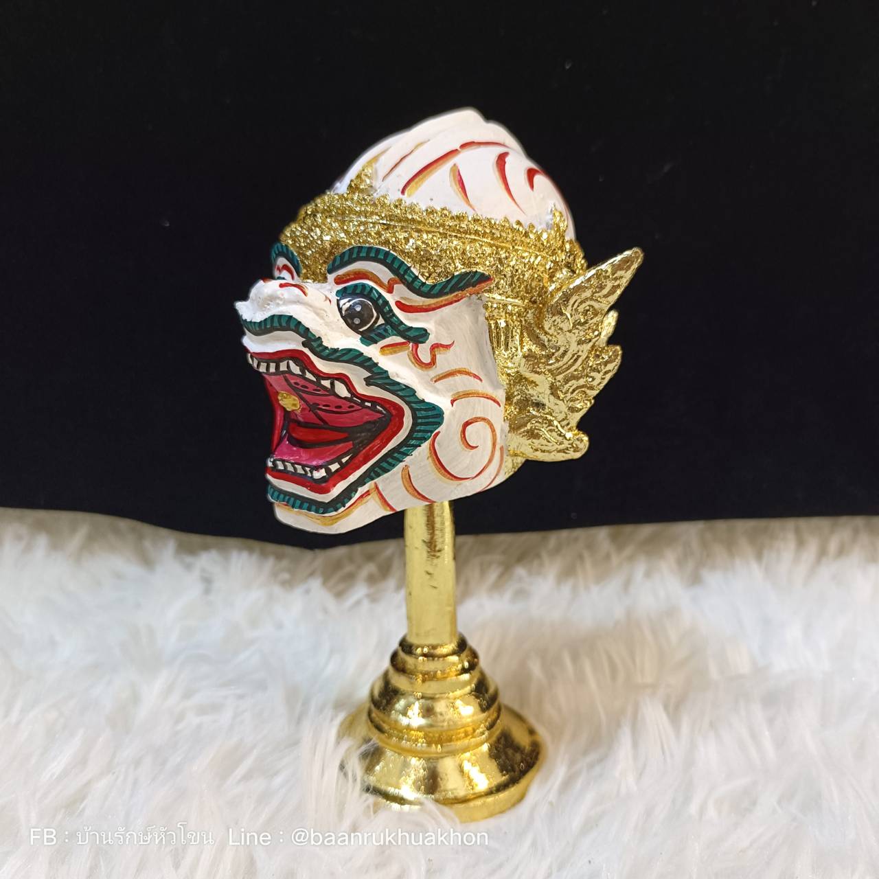 หัวโขน หนุมาน ขนาดเล็ก กว้างประมาณ 3.6 นิ้ว พร้อมฐานปิดทอง