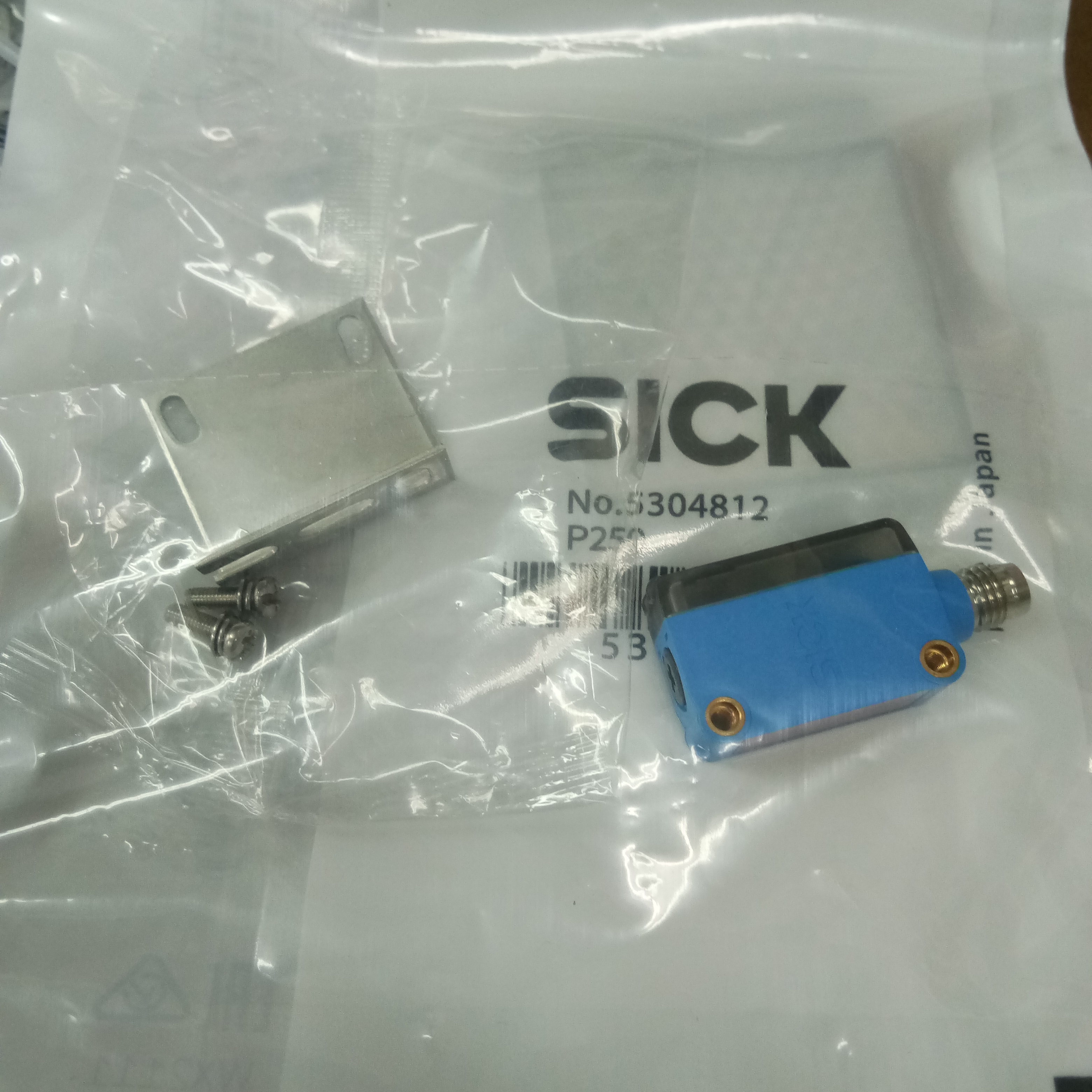 Photosensor โฟโต้เซนเซอร์ แบบสะท้อน SICK Retroreflective ระยะตรวจจับ 6 m