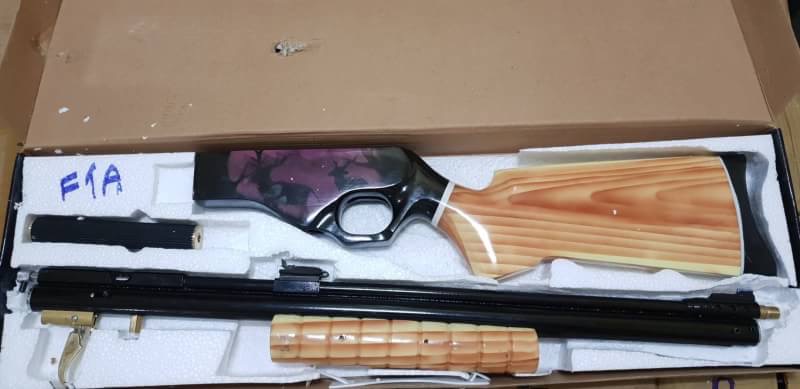 อัดลมปั๊มอินโดหม้อโตSharp River Side Pump Air Rifle เบอร์2 ✔Made in Indo ✔Weight 2.20kg ✔ไกปืนทองเหลือง ✔Barrel ลำ 12 เกลียว ✔ความแรงลูก 600+Fps. ✔ระบบอัดลมโยกปั๊ม 3-9 ครั้ง ✔ระยะหวังผล 25-35m.ไกล 50m. ความ