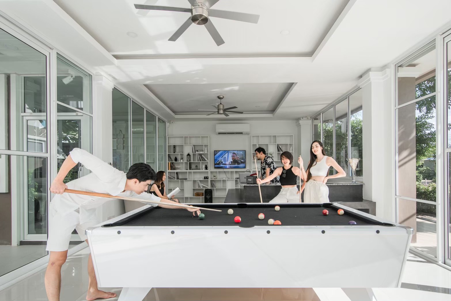 HR15045 บ้านพักติดทะเล The Moon Beach Villa