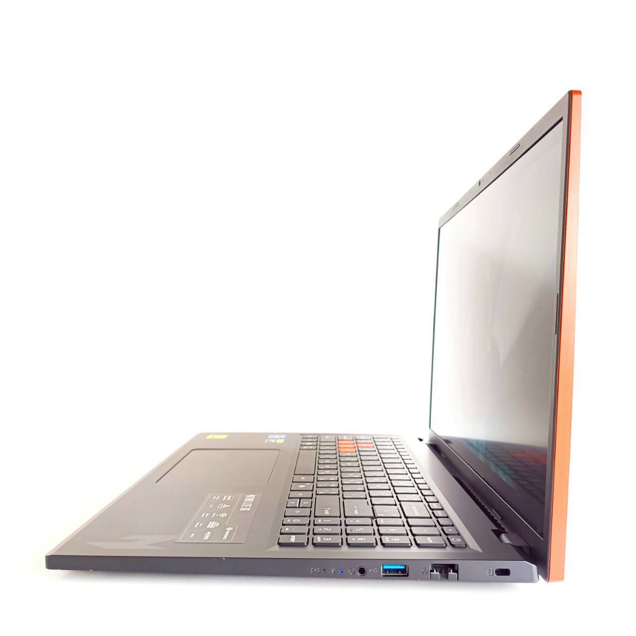 ACER NITRO LITE 16 NL16-71G-57U5 สภาพเครื่อง 95% ( ประกันศูนย์ Onsite 20/02/2028 )