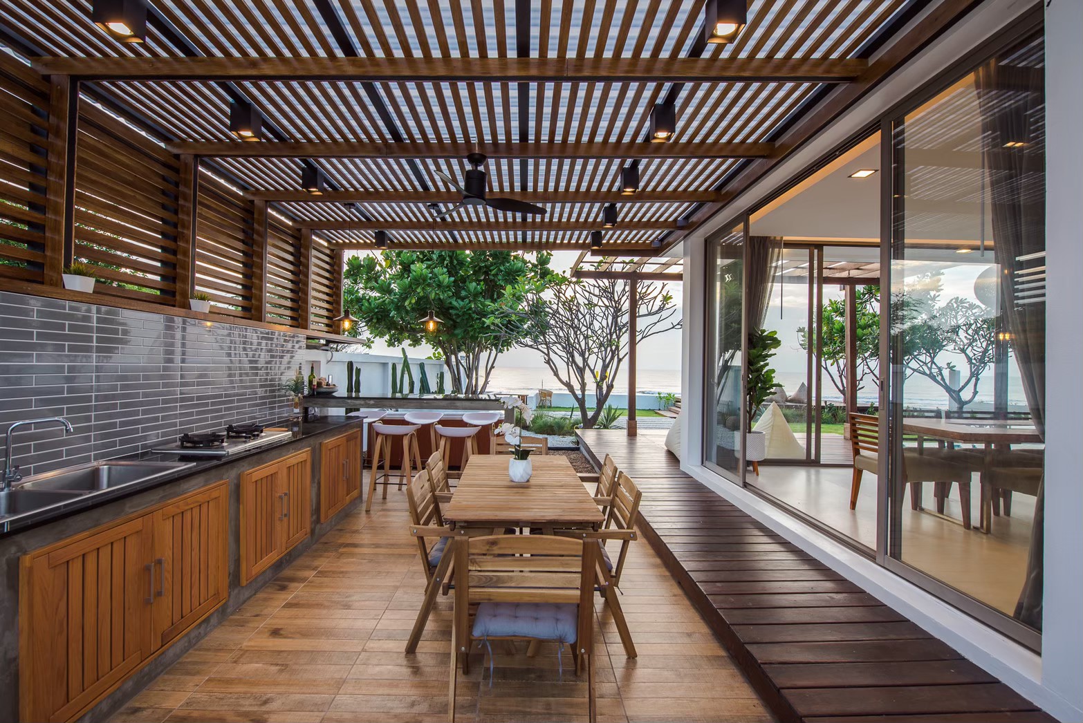 HR15003 บ้านพักชะอำ The Coastal Beach Villa