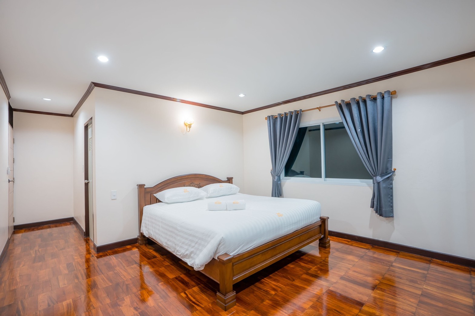 HR15067 บ้านพักใกล้ทะเลชะอำ The Great Beach Pool Villa Cha Am